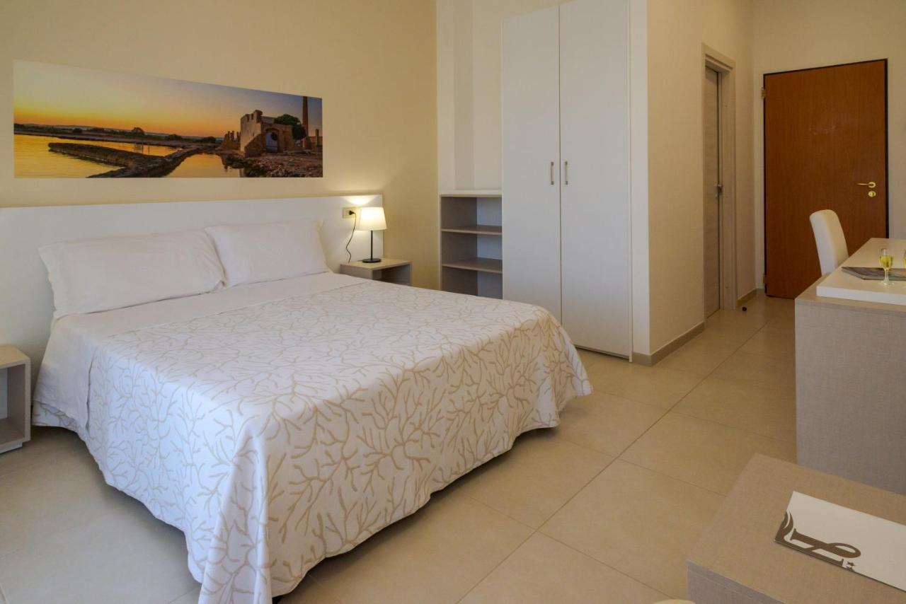 Hotel Jonio Lido di Noto Buitenkant foto