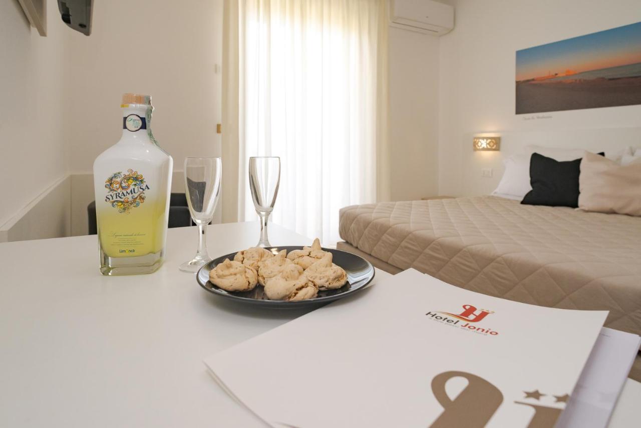 Hotel Jonio Lido di Noto Buitenkant foto