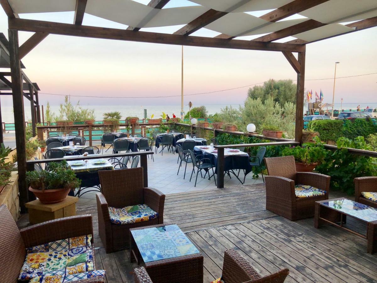 Hotel Jonio Lido di Noto Buitenkant foto